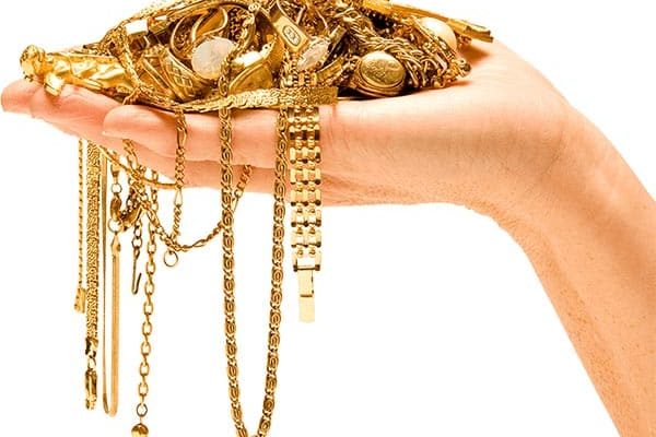 Pourquoi choisir d’acheter des bijoux en or ?